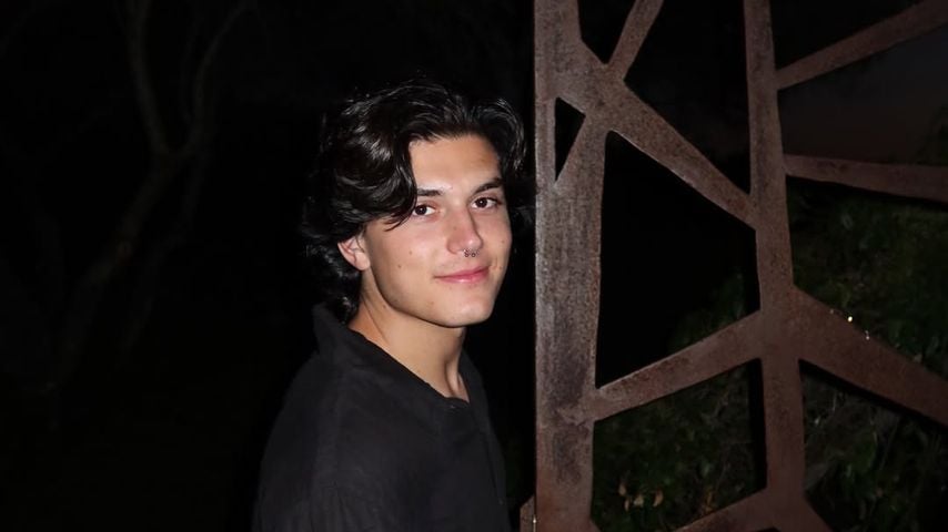 Kingston Rossdale lacht
