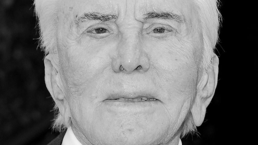 Eilmeldung: Kirk Douglas ist mit 103 Jahren verstorben