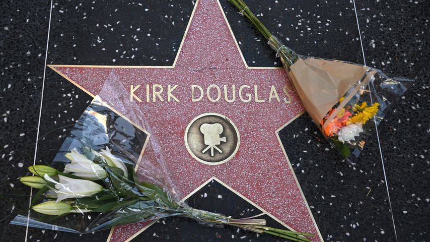 Kirk Douglas' Stern auf dem Walk of Fame
