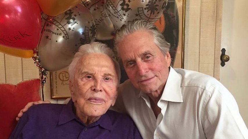 Am Todestag: Michael Douglas scherzt über seinen Vater Kirk