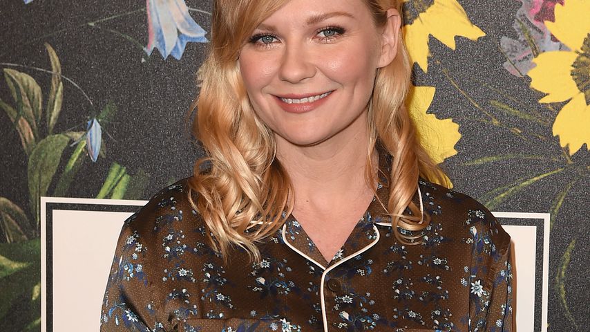 Beim Familien-Lunch: Hier versteckt Kirsten Dunst Baby-Bump