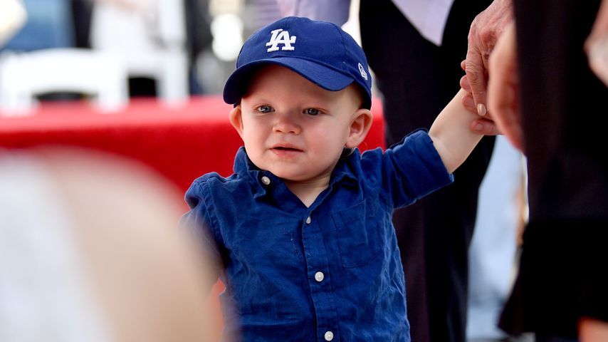 Kirsten Dunsts Sohn Ennis Howard Plemons auf dem Hollywood Walk of Fame