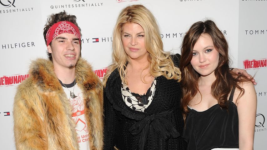 Kirstie Alley mit ihren Kindern William True und Lillie Price im Jahr 2010