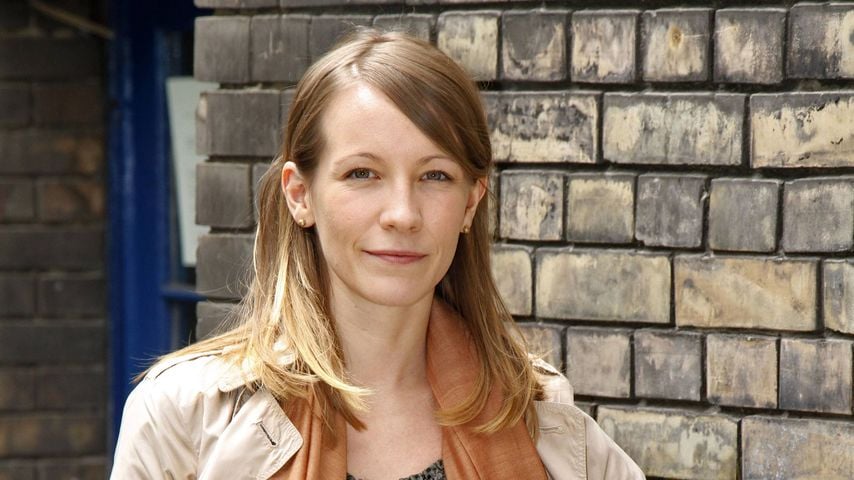 Klara Manzel beim Setfototermin zu "Tatort – Großer schwarzer Vogel" im Jahr 2013