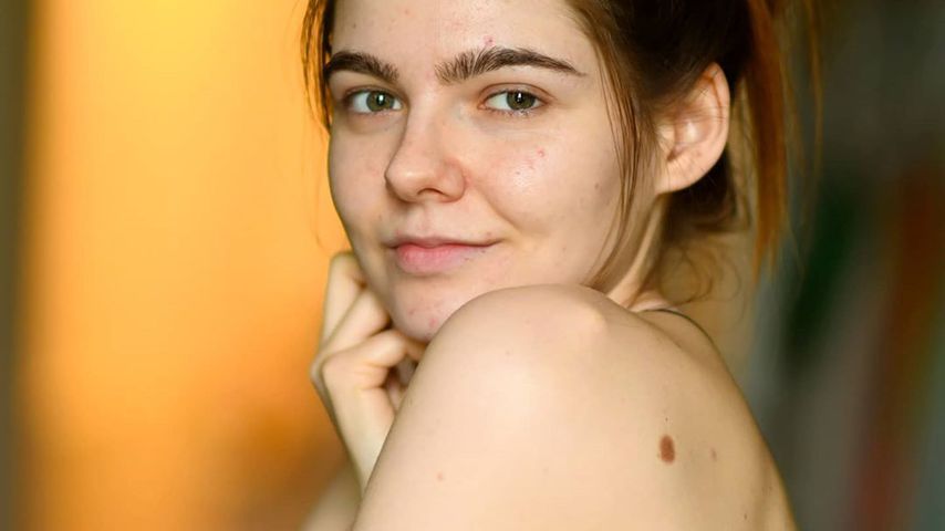 Ungeschminkte Wahrheit: GNTM-Klaudia zeigt sich ohne Make-up