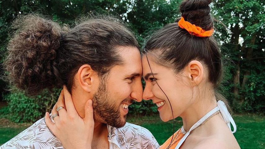 Klaudia Giez und Adriano feiern ihren ersten Jahrestag!
