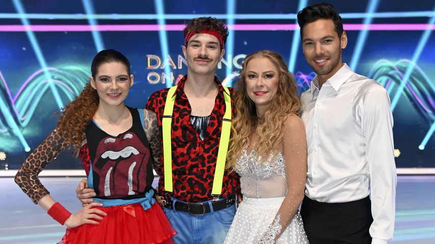 Klaudia Giez und Jenny Elvers mit ihren Tanzpartnern bei "Dancing on Ice"