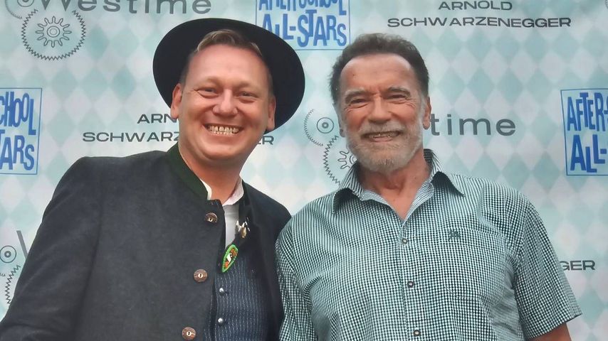 Knossi zu Besuch bei Arnold Schwarzenegger, 2024