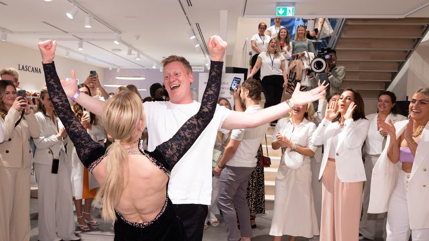 Knossi feiert "Let's Dance"-Comeback im Klamottenladen!