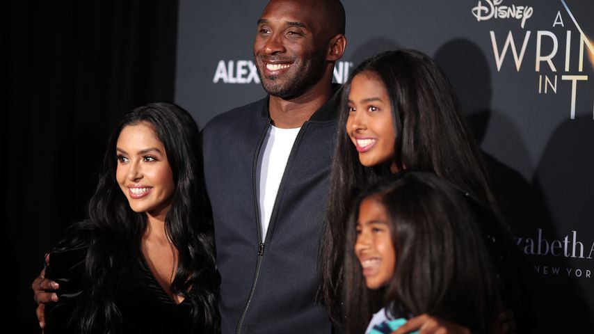Kobe Bryant mit seiner Frau Vanessa und seinen Töchtern Natalia und Gianna