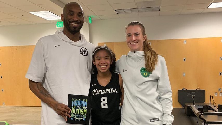 Kobe Bryant zusammen mit Tochter Gianna und Basketballspielerin Sabrina Ionescu