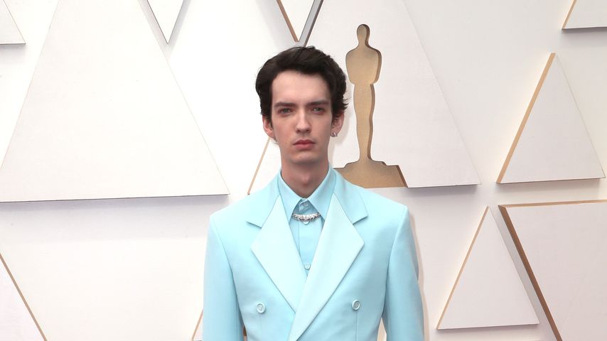 Kodi Smit-McPhee bei der 94. Oscar-Verleihung
