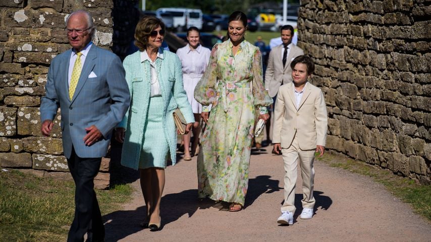 König Carl Gustaf, Königin Silvia, Prinzessin Victoria und Prinz Oscar bei der Verleihung des Victoriapreises 2026 in Borgholm