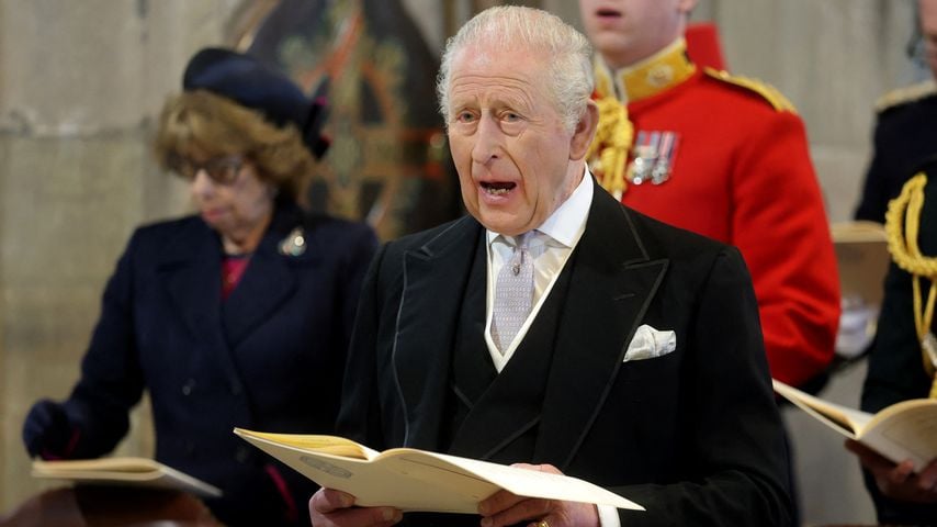 König Charles III. beim Royal Maundy Gottesdienst in der Kathedrale von St Asaph, Nordwales, am 2. April 2026