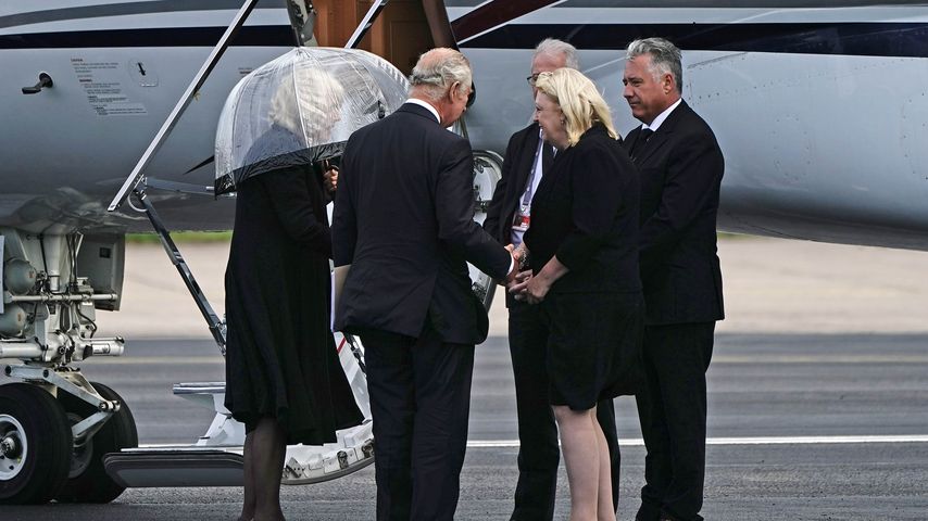 Nach Tod der Queen: König Charles III. fliegt nach England
