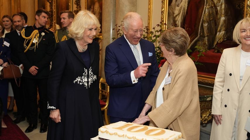 König Charles III. und Königin Camilla feiern das Vermächtnis von Queen Elizabeth II. im Buckingham Palace