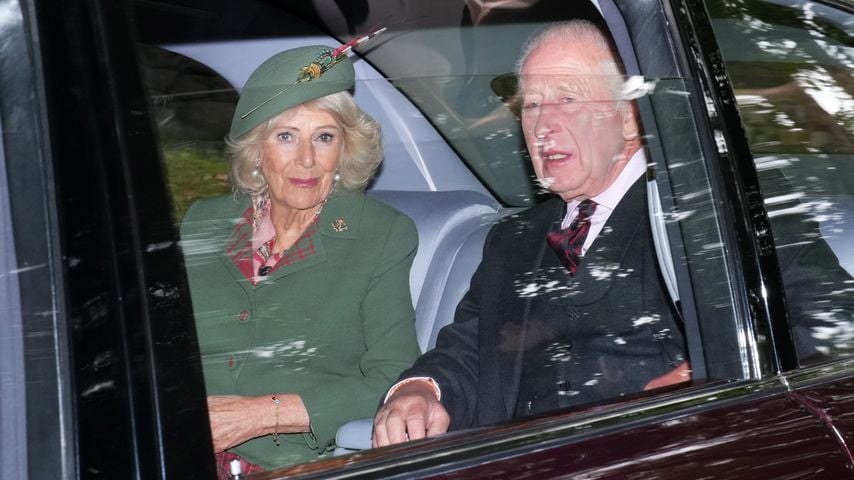 Charles und Camilla ehren Dolly Parton mit Gänsehautmoment