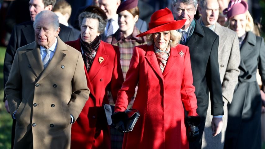 Königin Camilla und Anne zeigen Zusammenhalt durch Kleidung
