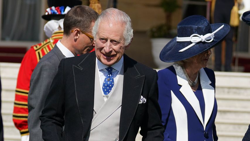 König Charles und Königin Camilla bei der Gartenparty im Mai 2023