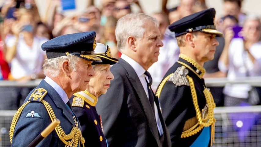 König Charles, Prinzessin Anne, Prinz Andrew und Prinz Edward bei der Beerdigung der Queen, 2022