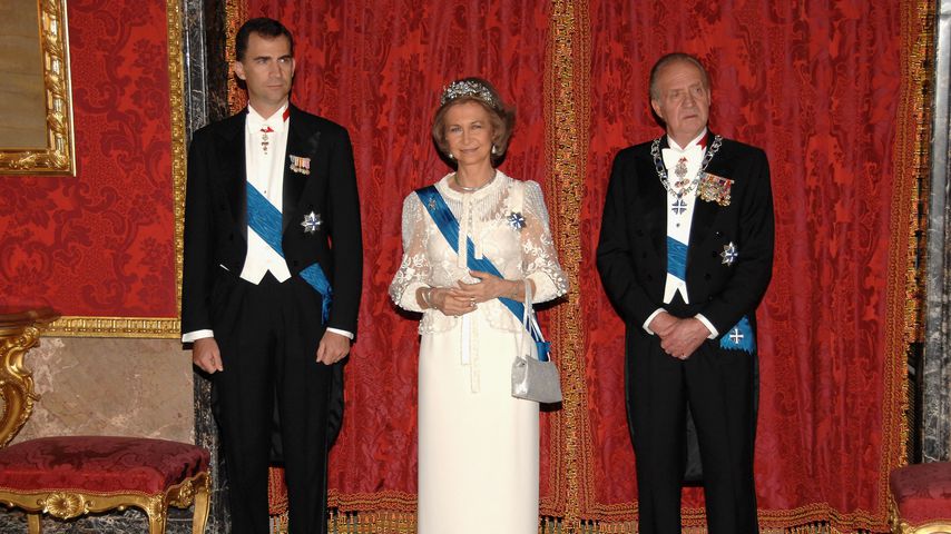 König Felipe VI. mit seiner Mutter Sofía und seinem Vater Juan Carlos