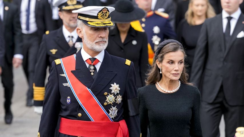König Felipe und Königin Letizia treffen zur Trauerfeier für König Harald V. am Osloer Dom ein