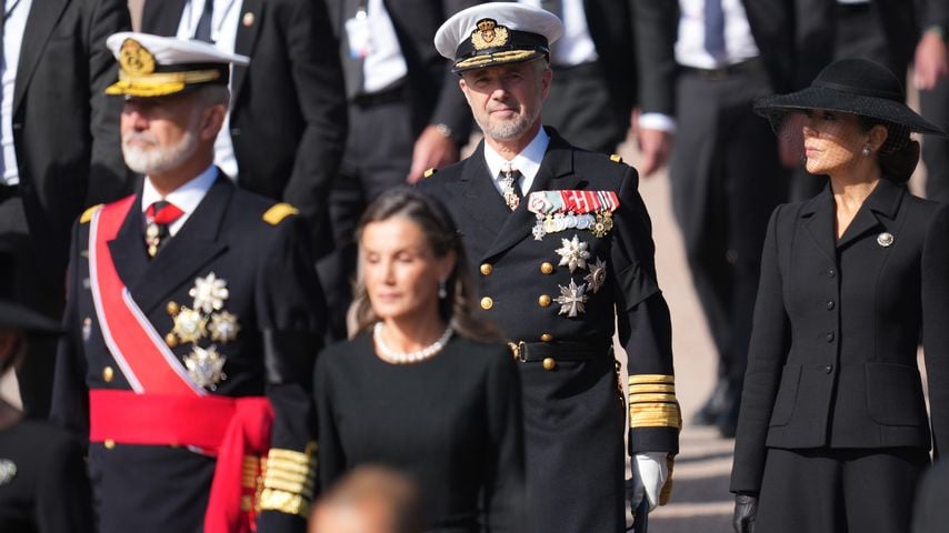 Bei der Trauerfeier für König Harald V in Oslo: König Frederik X. und Königin Mary