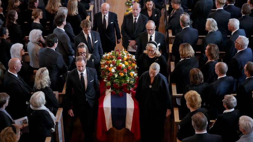 Tränen in Norwegen: So lief Prinzessin Astrids Beerdigung ab