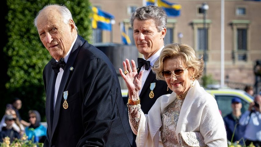 König Harald im Krankenhaus: Königin Sonja sagt Termin ab