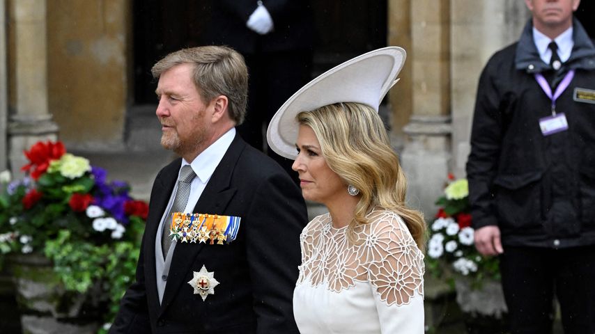 König Willem-Alexander mit Königin Máxima bei der Krönung von König Charles