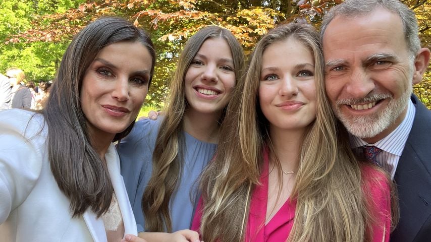 Königin Letizia, Kronprinzessin Sofía, Kronprinzessin Leonor und König Felipe im Mai 2023