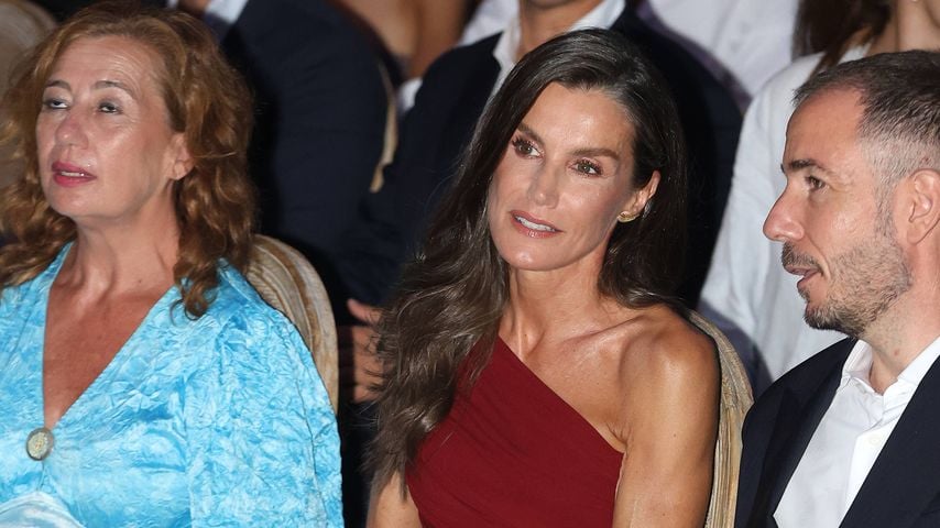 Königin Letizia mit Francina Armengol und Jaume Ripoll bei der Abschlusszeremonie des Atlàntida Mallorca Film Fest in Palma