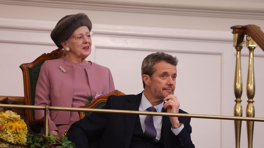 Sorgen um Margrethe: König Frederik feiert auf Rockkonzert