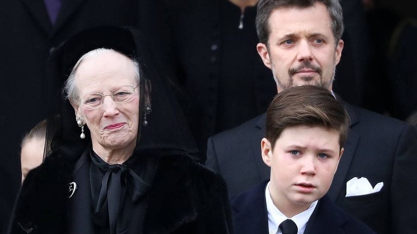 Königin Margrethe, Prinz Frederik und Prinz Christian bei der Trauerfeier für Prinz Henrik in der Christiansborg Schlosskirche, Kopenhagen