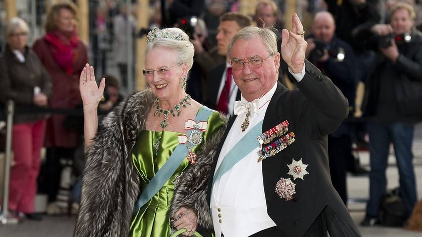 Königin Margrethe und Prinz Henrik treffen zur Gala im Königlichen Theater in Kopenhagen zu Margrethes 70. Geburtstag ein