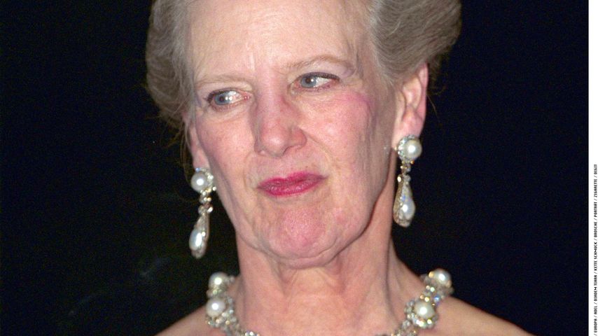 Königin Margrethe von Dänemark zu Besuch im Palast in Laeken im Jahr 2002