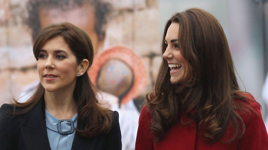 Prinzessin Mary und Prinzessin Kate im Unicef Global Supply Center 2011