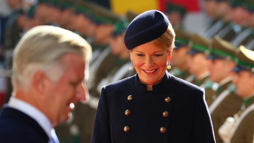 Königin Mathildes Dior-Look sorgt bei Fans für Verwirrung