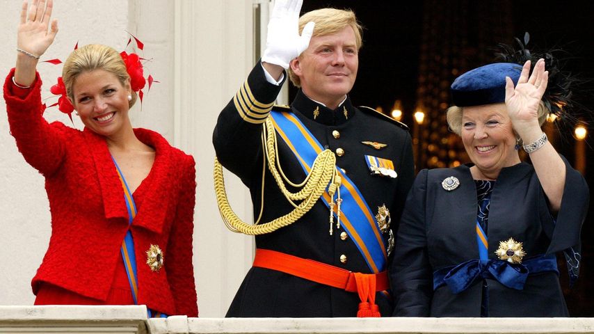 Königin Máxima, König Willem-Alexander und die damalige Königin Beatrix, 2002