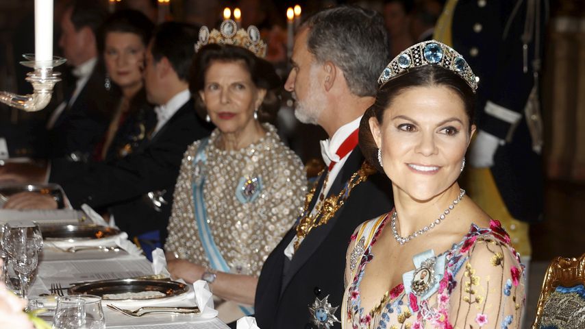 Königin Silvia, König Felipe und Prinzessin Victoria