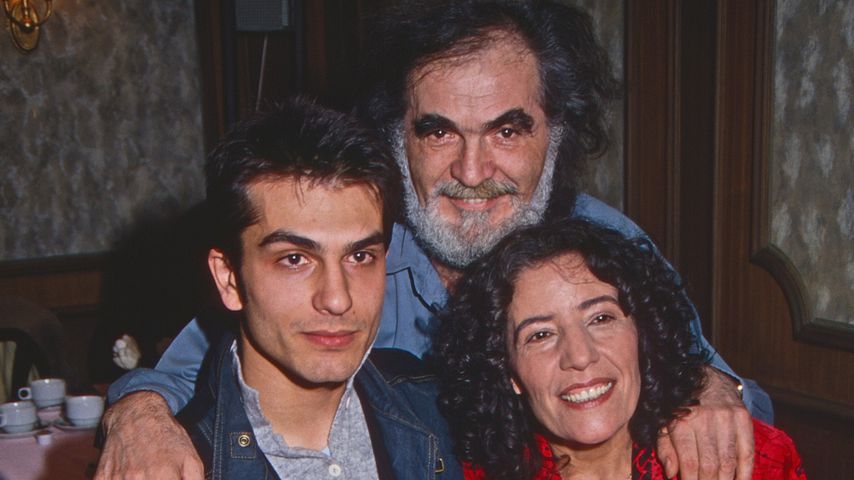 Kostas Papanastasiou und seine "Lindenstraße"-Familie, 1989