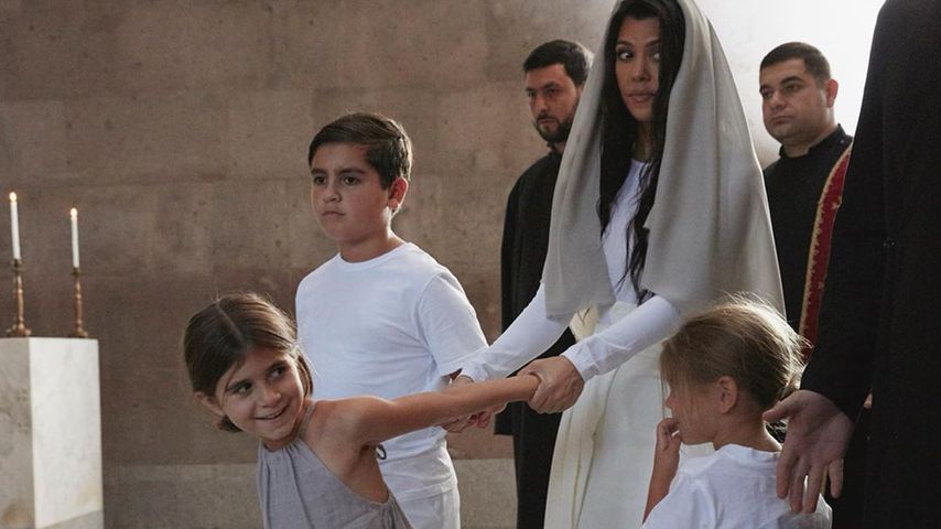Kourtney Kardashian mit ihren Kindern