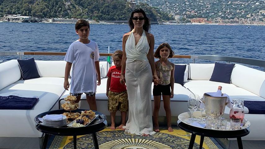 Kourtney Kardashian mit ihren Kindern