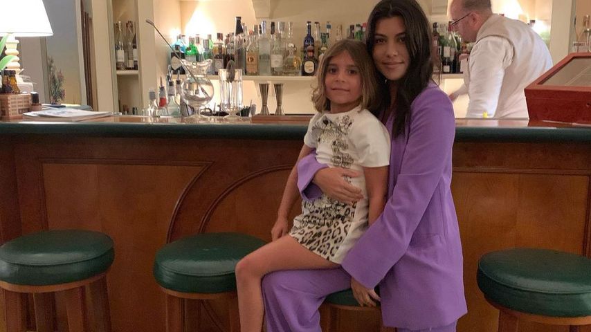 Kourtney Kardashian mit ihrer Tochter Penelope