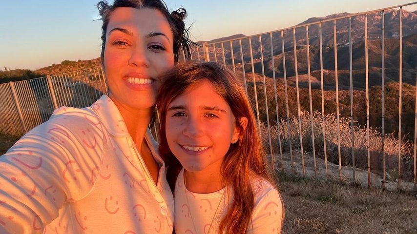 Kourtney Kardashian mit ihrer Tochter Penelope Disick