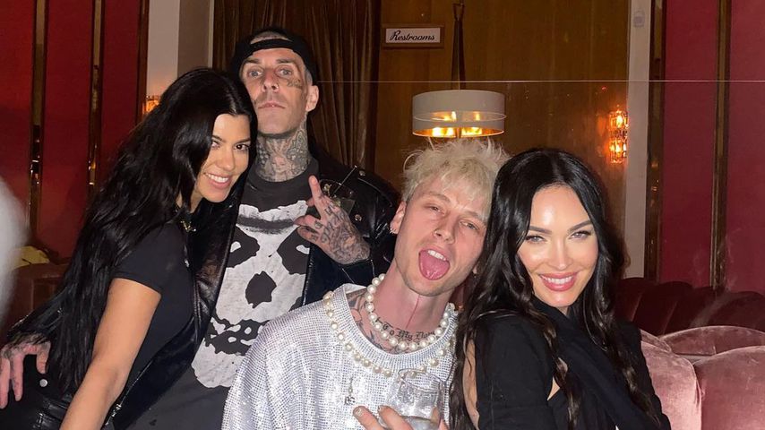 Kourtney Kardashian, Travis Barker, Machine Gun Kelly und Megan Fox im April 2021