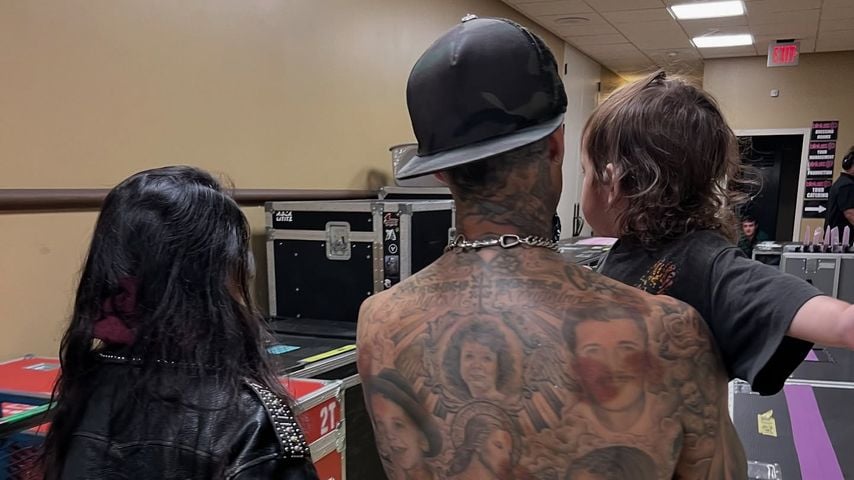 Kourtney Kardashian, Travis Barker und Baby Rocky im September 2025