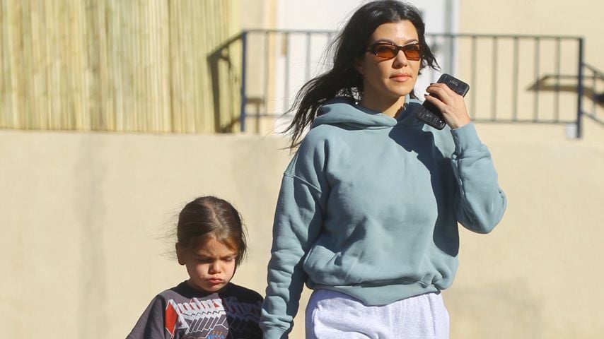 Im Mini-Anzug: Kourtney Kardashians Sohn überbrachte Ringe