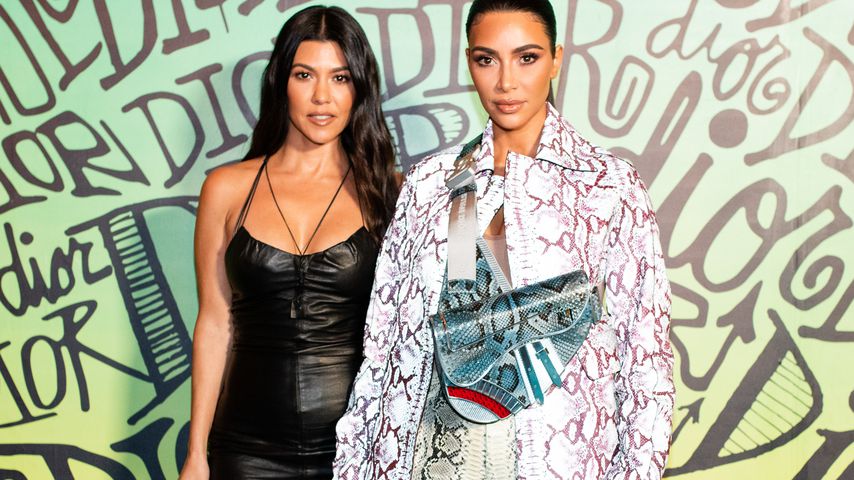 Kourtney Kardashian und Kim Kardashian im Dezember 2019