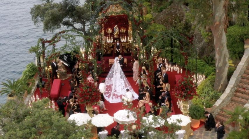 Kourtney Kardashian und Travis Barker auf ihrer Hochzeit